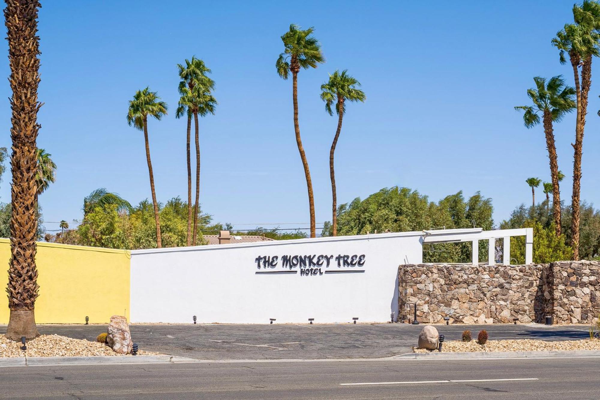 Monkey Tree Hotel By Avantstay Stylish Hotel In Palm Springs W Pool Esterno foto