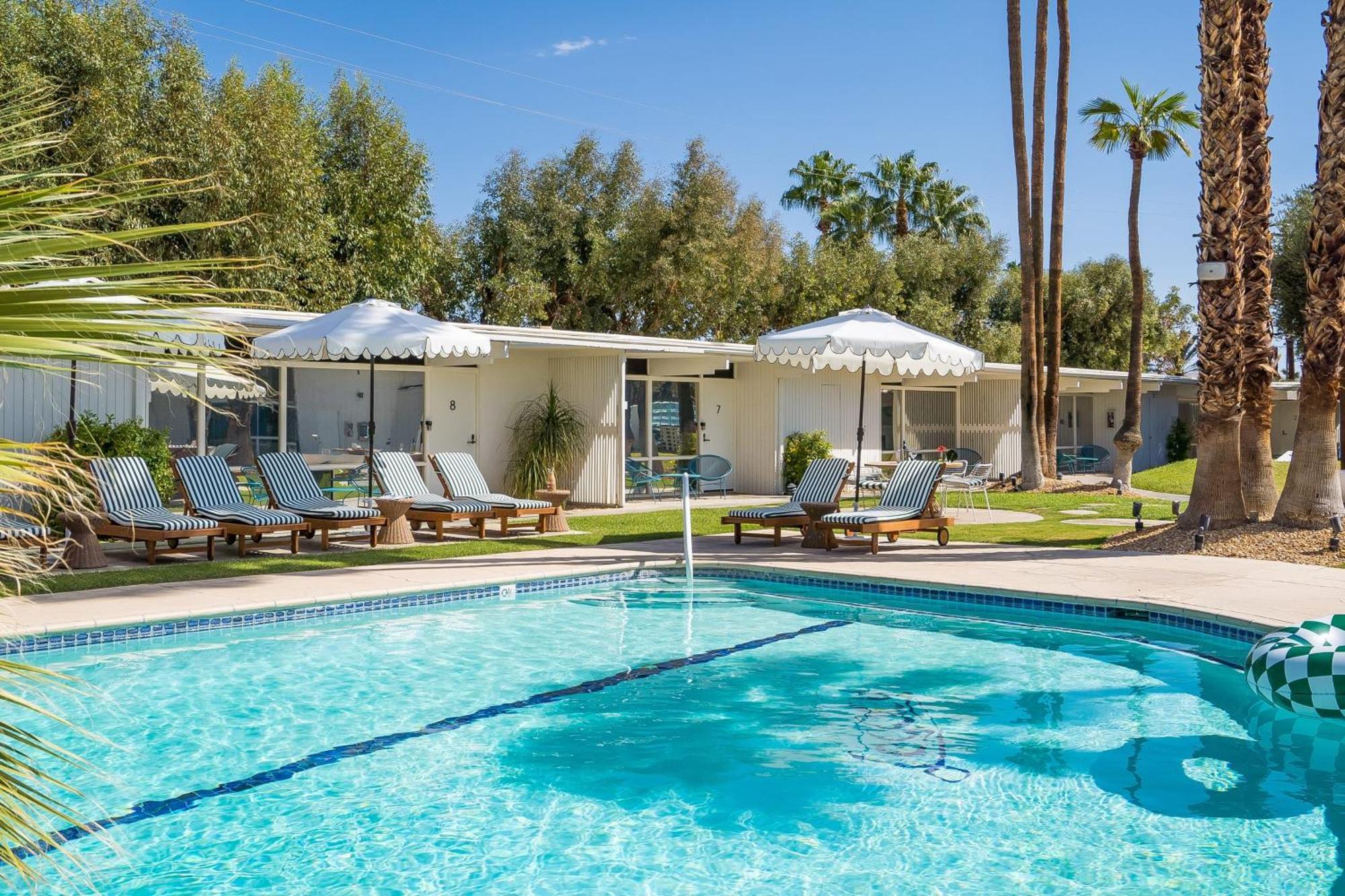 Monkey Tree Hotel By Avantstay Stylish Hotel In Palm Springs W Pool Esterno foto