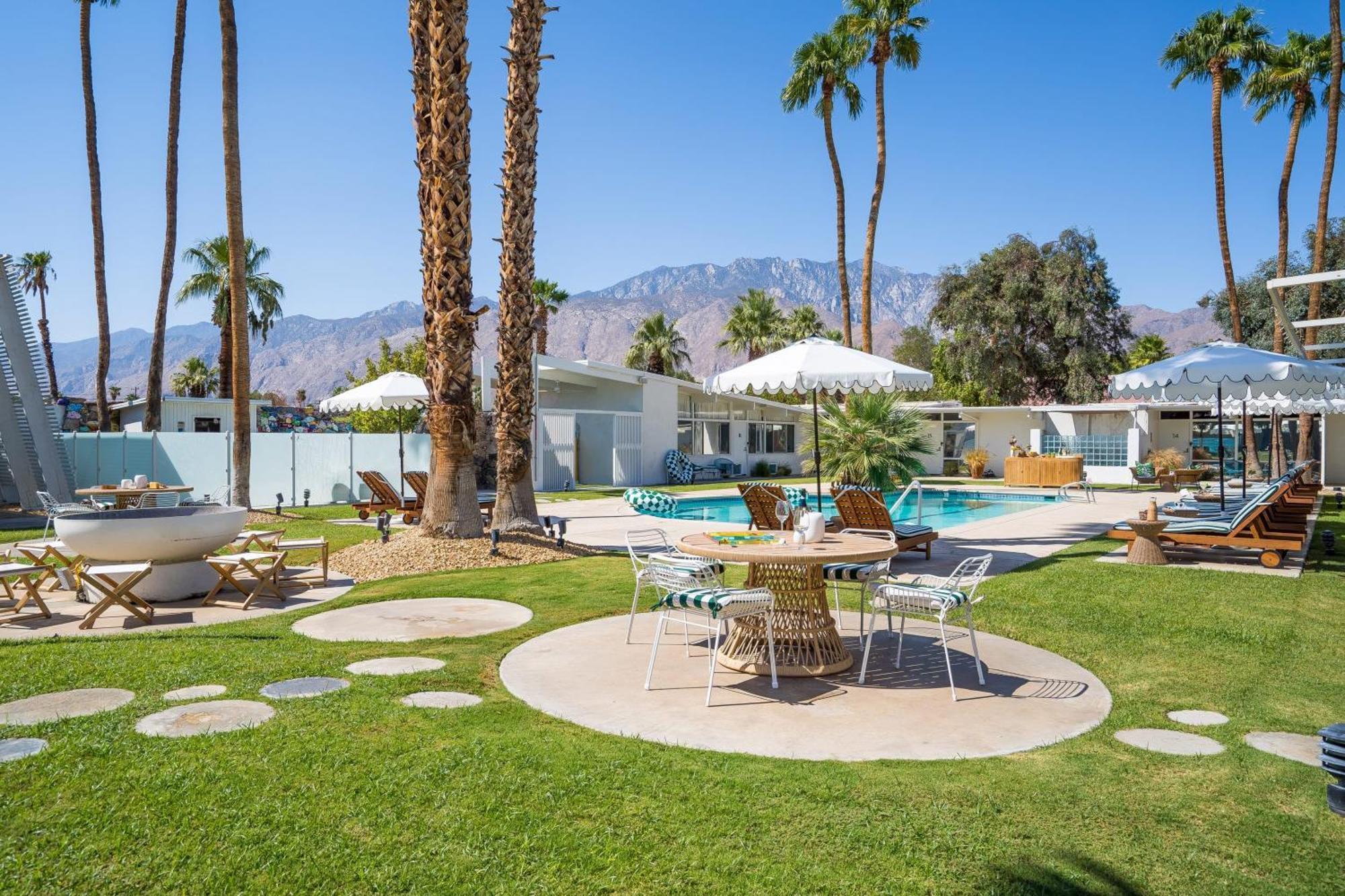 Monkey Tree Hotel By Avantstay Stylish Hotel In Palm Springs W Pool Esterno foto